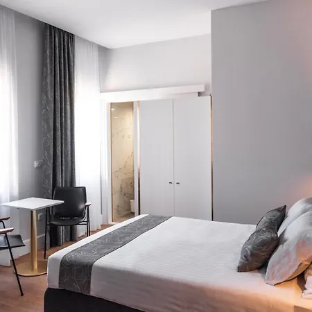 La Loggia Hotel 4*